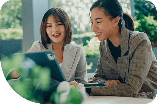 women using laptop